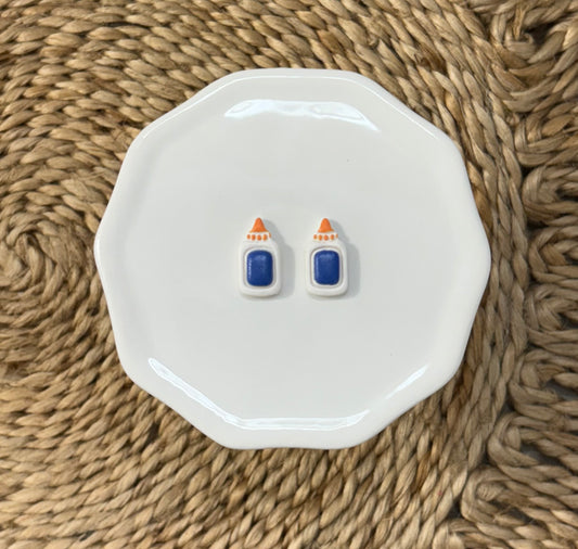 Glue Studs