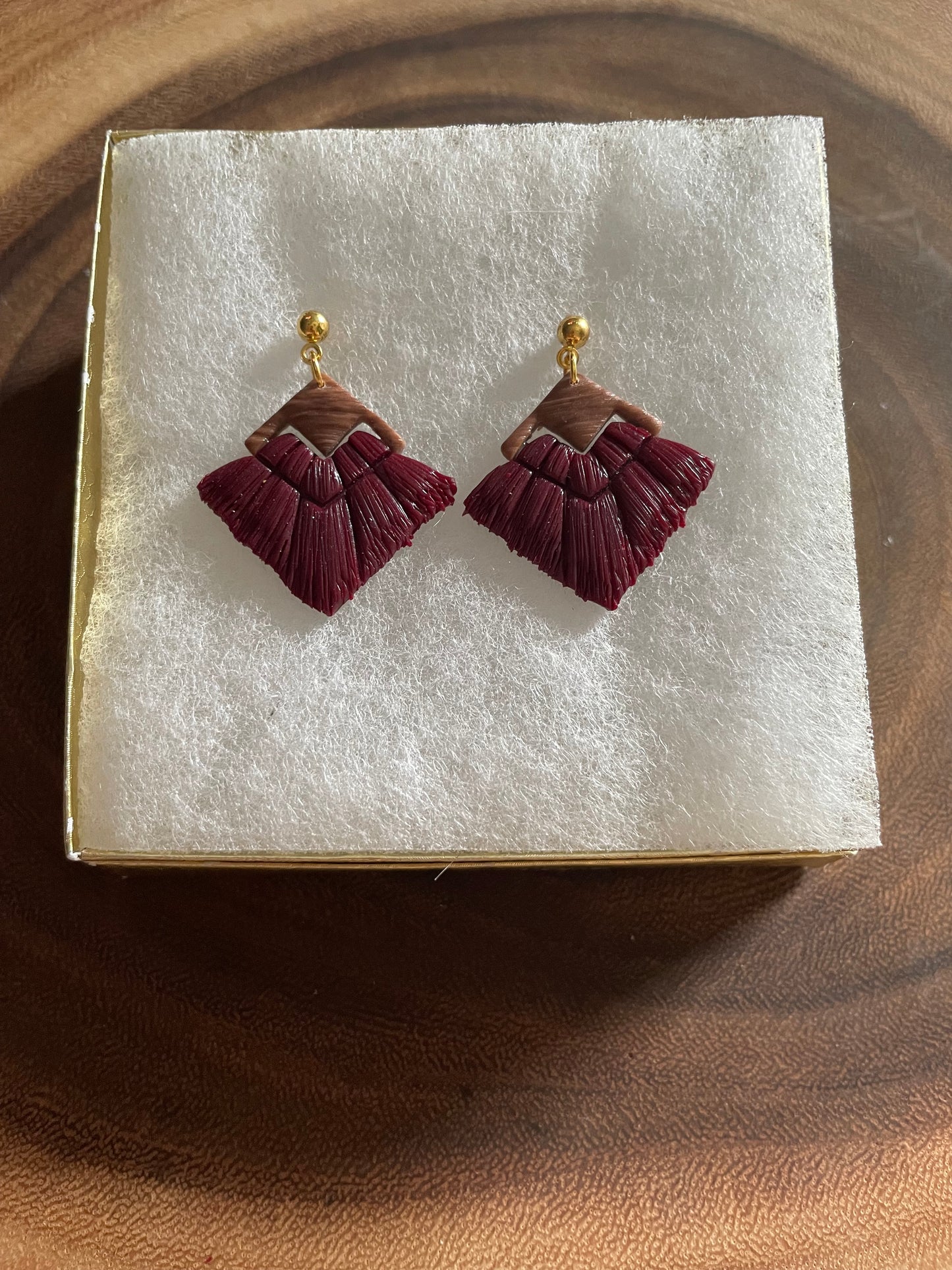 Pointy Diamond Macrame