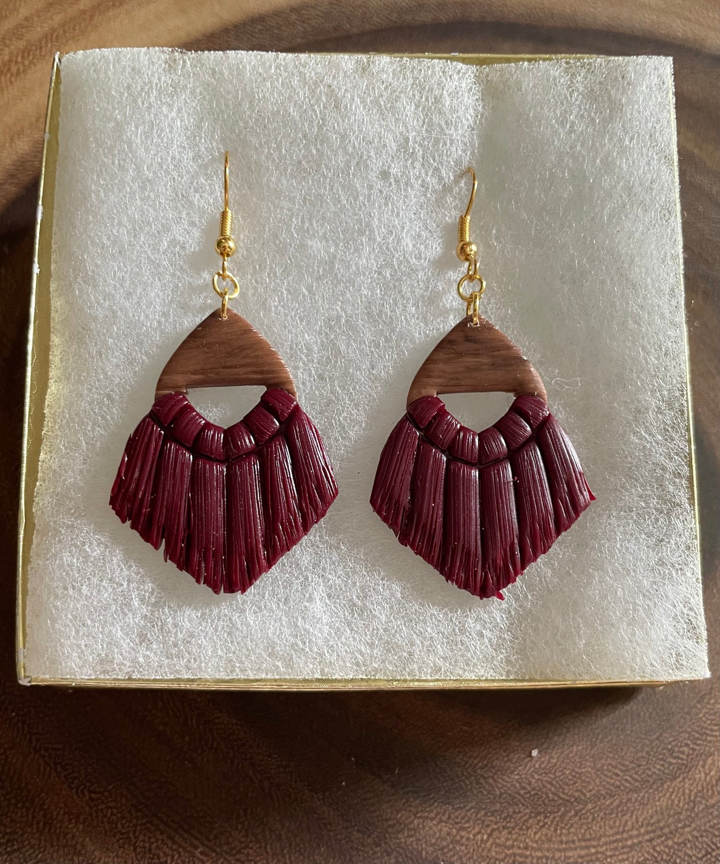 Pointy V Macrame