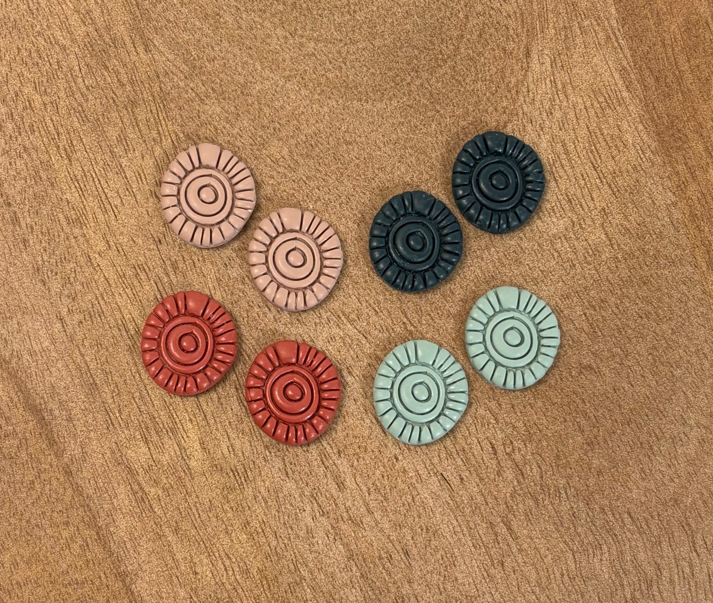 Earthen Ray Studs