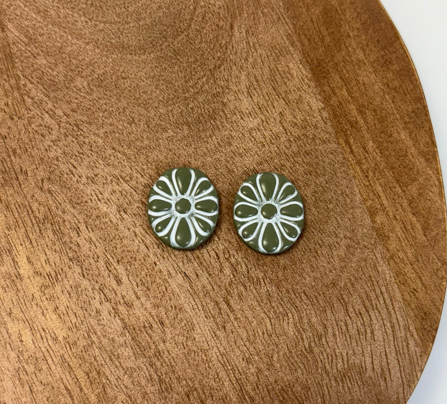 Floret Studs