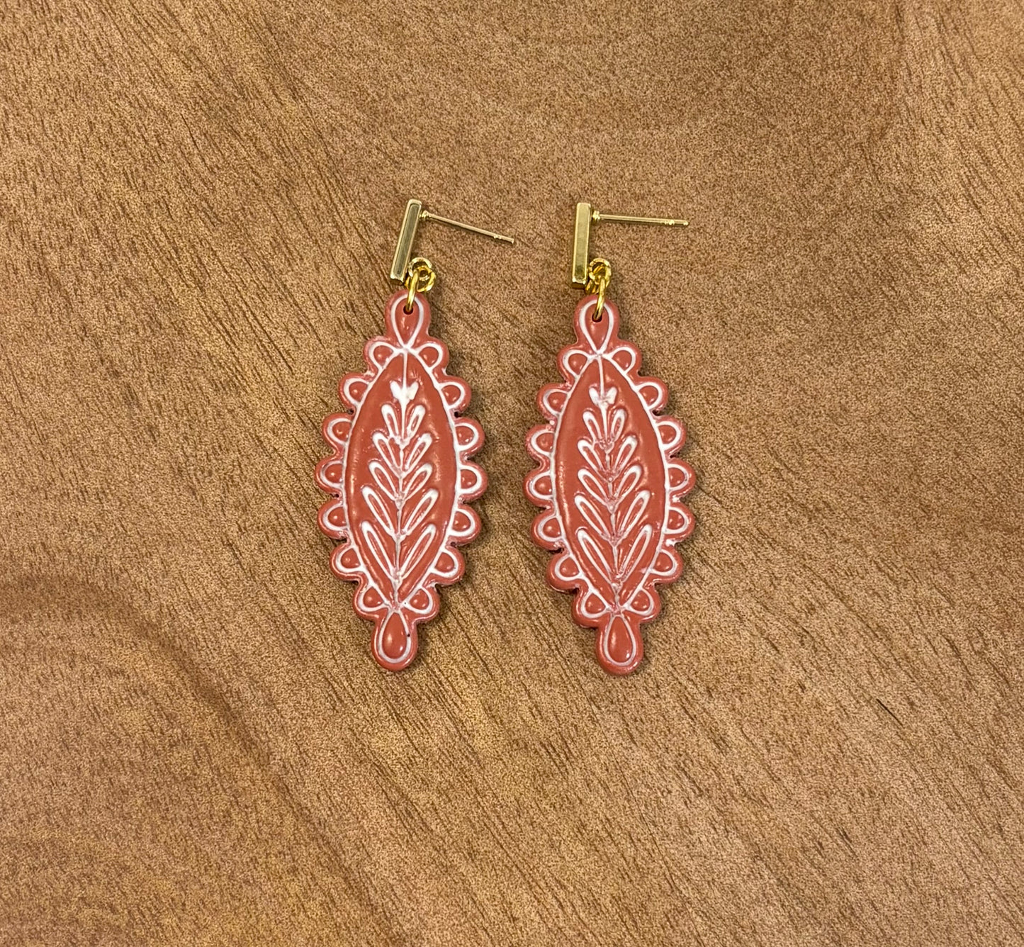 Laurel Drops