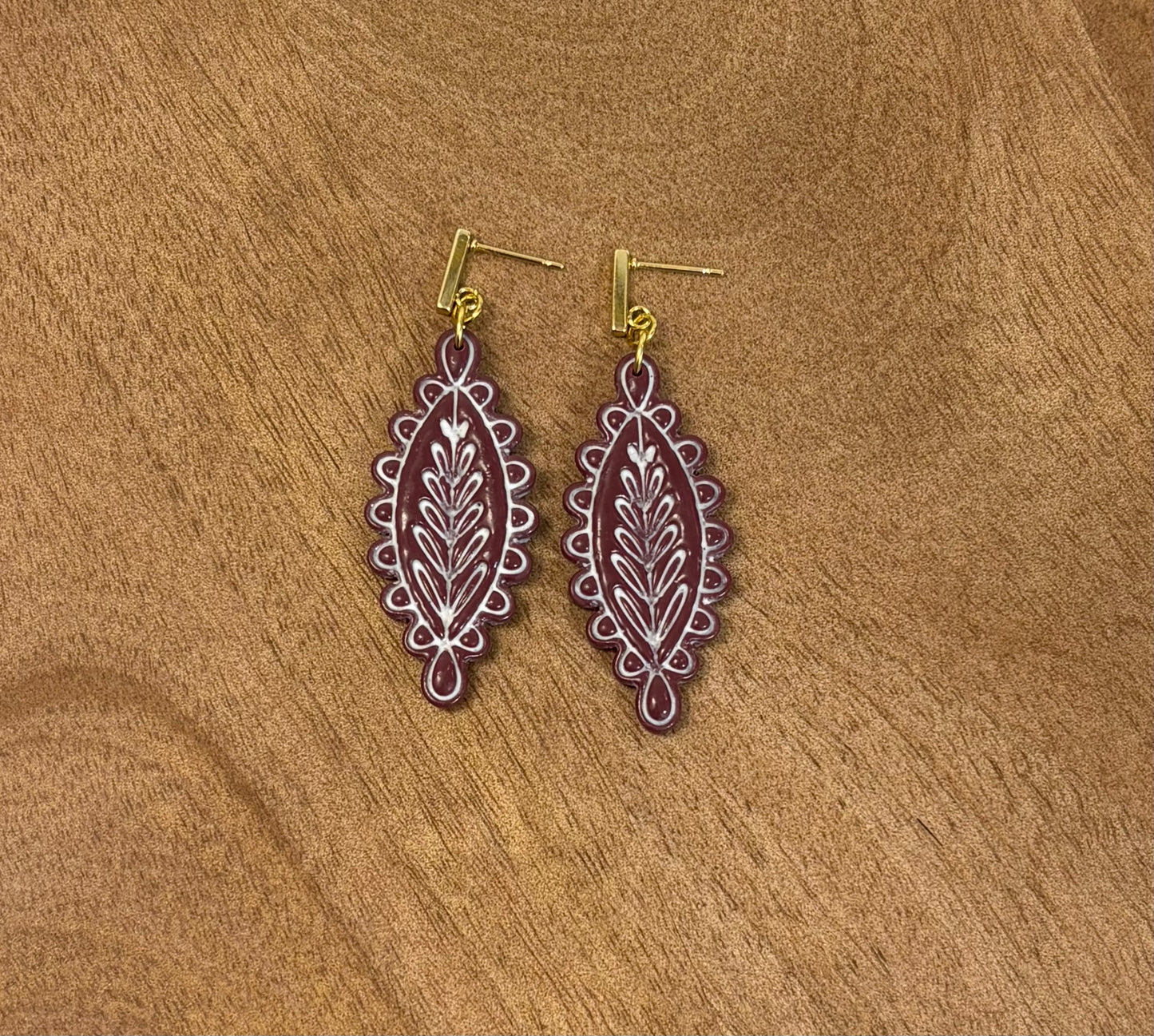 Laurel Drops