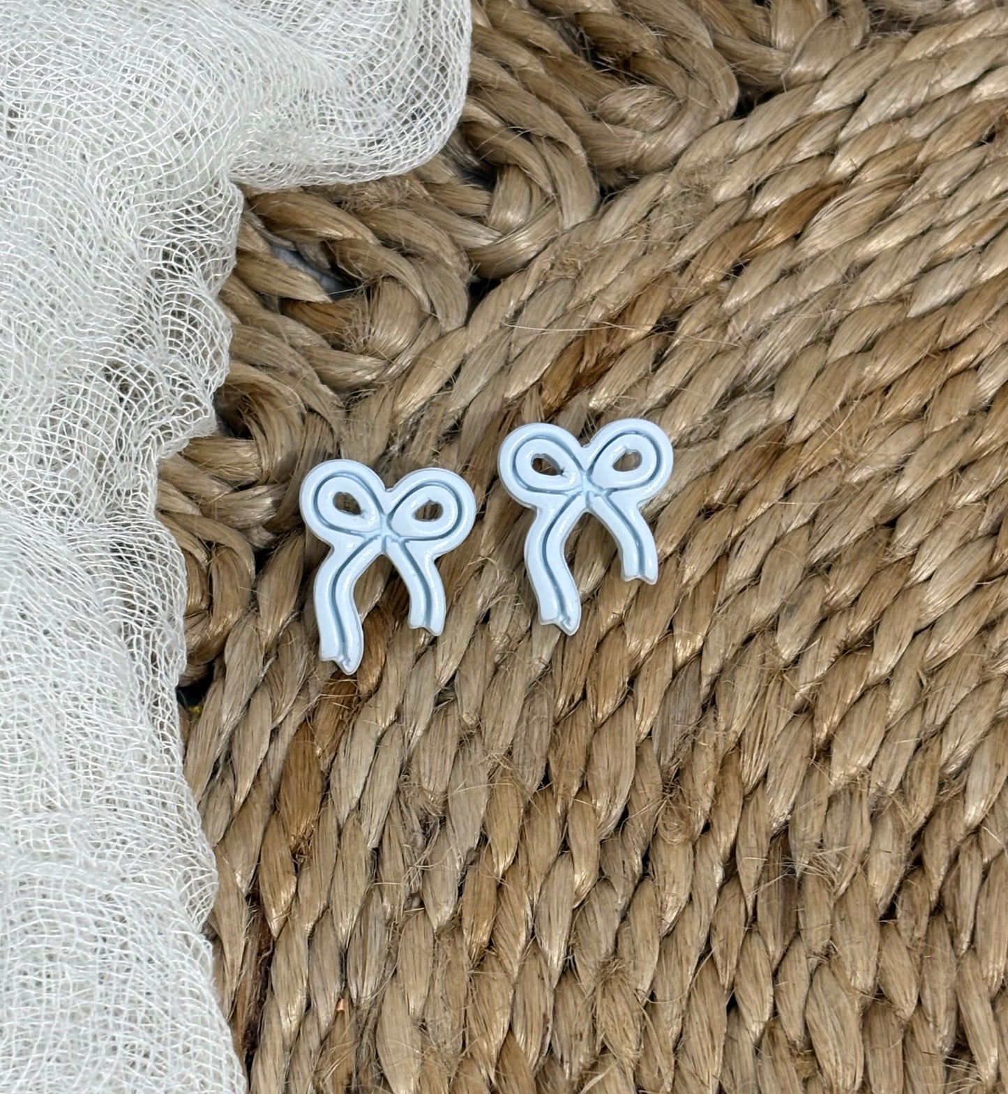 Coastal Bows