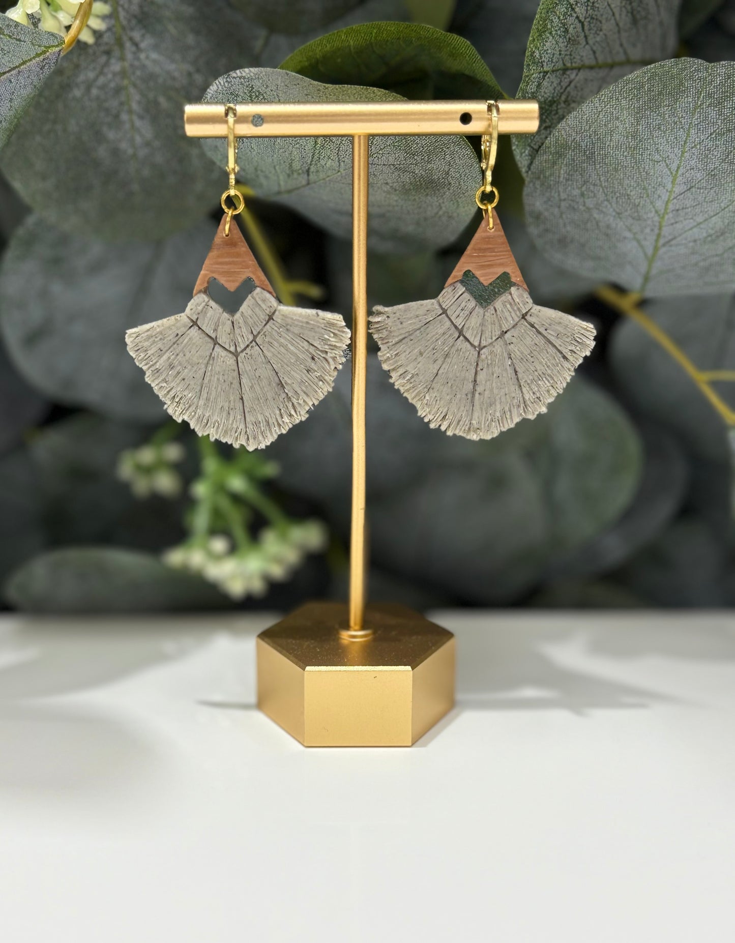 Wide Fan Macrame