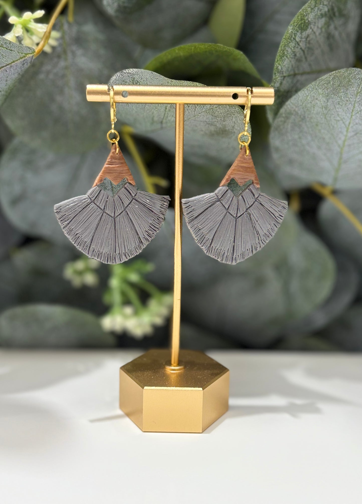 Wide Fan Macrame