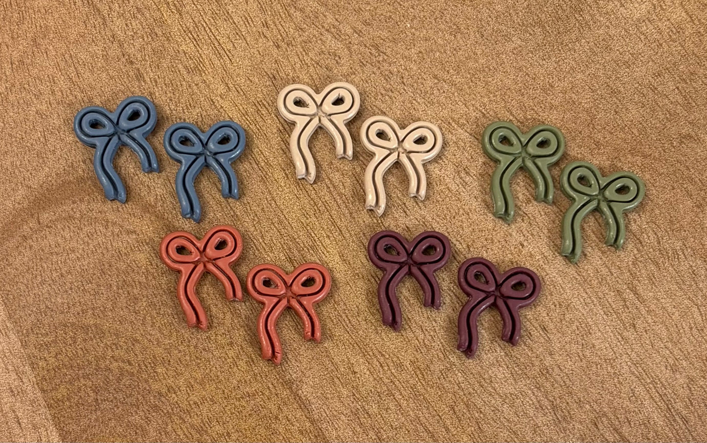 Mini Bow Studs