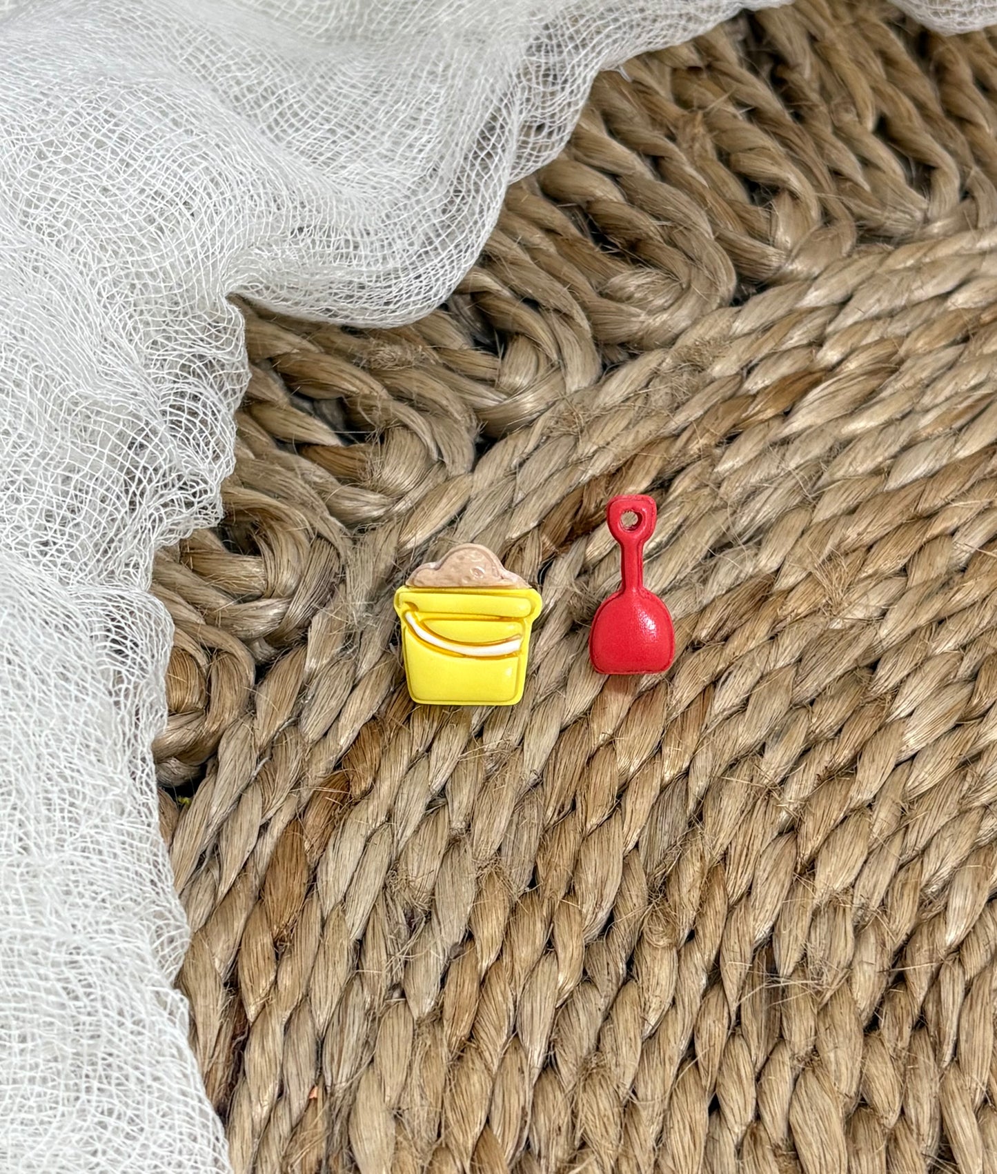 Beach Pail & Shovel Studs