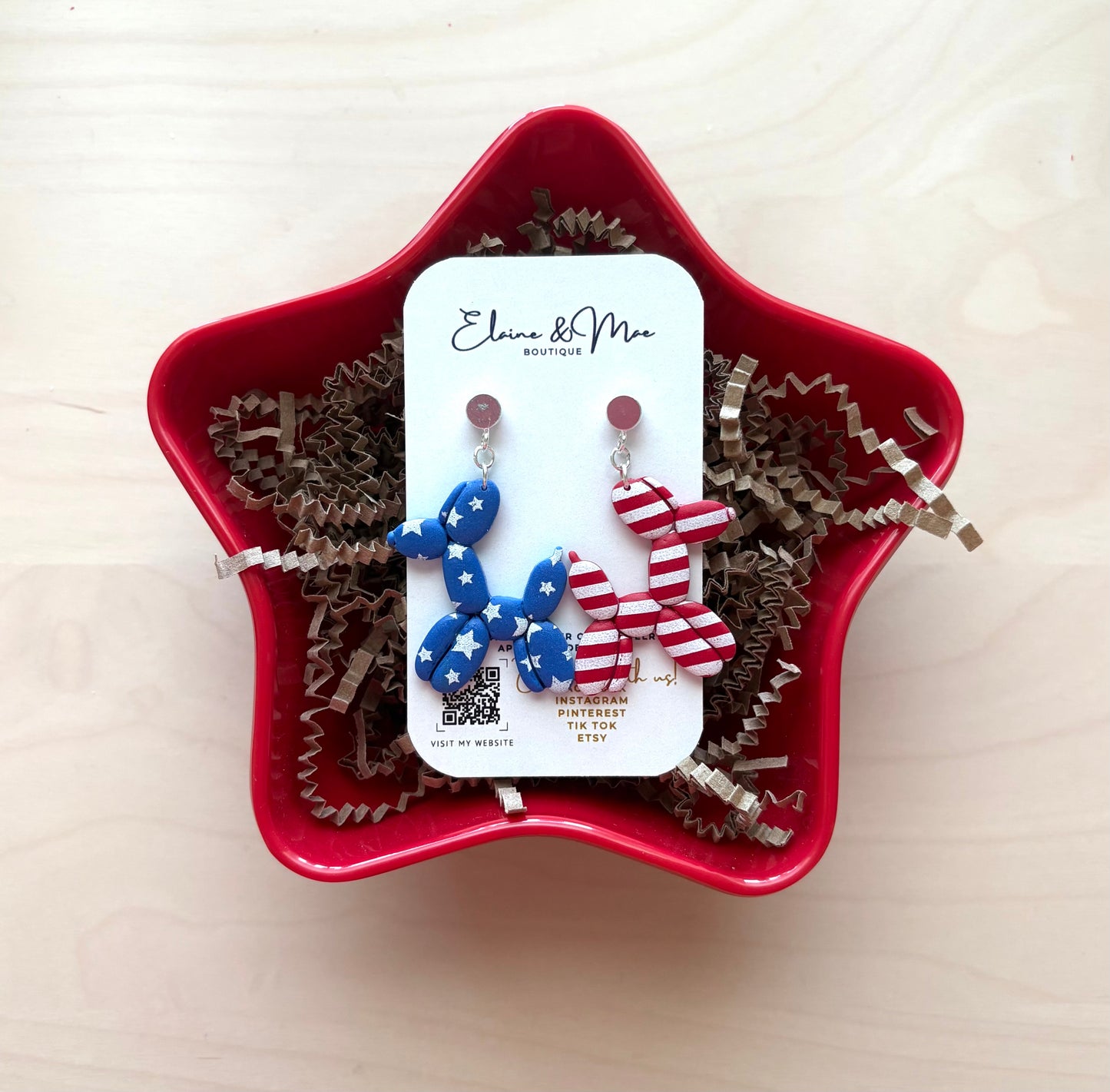 Stars & Stripes Balloon Dogs